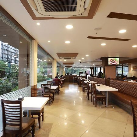 Kochi As Airport Inn מראה חיצוני תמונה